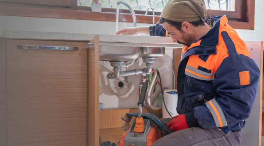 Local water heater installation in Cordova, IL